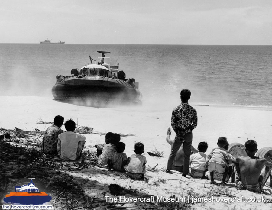 SRN6 in the Tropics -  (credit: The Hovercraft Museum Trust).